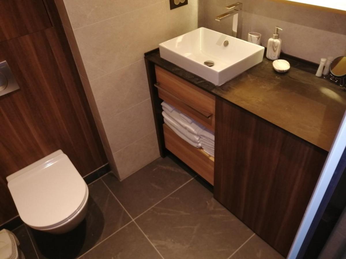 Woodside Apartments コパオニク エクステリア 写真