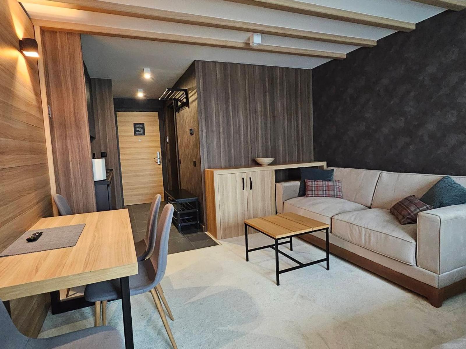 Woodside Apartments コパオニク エクステリア 写真